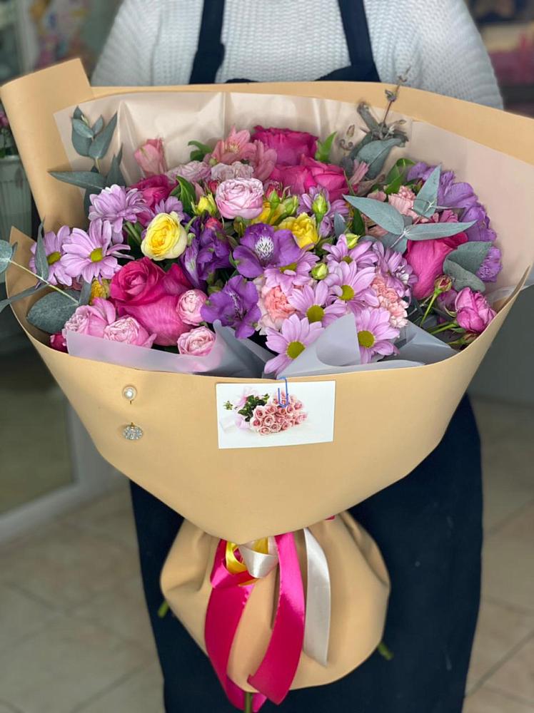 Букет цветов из: Хризантемы, Гвоздики и Альстромерии в Ефимовский