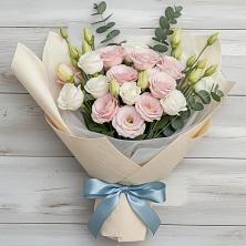 Букет цветов из:  Лизиантусы в Ефимовский