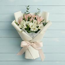Букет цветов из:  Альстромерии #REPLACE_PRED# Ефимовский