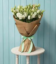 Букет цветов из:  Лизиантусы в Ефимовский