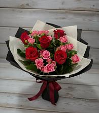 Букет цветов из:  Розы в Ефимовский