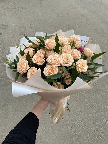 Букет Кремовые розы Латте в Ефимовский