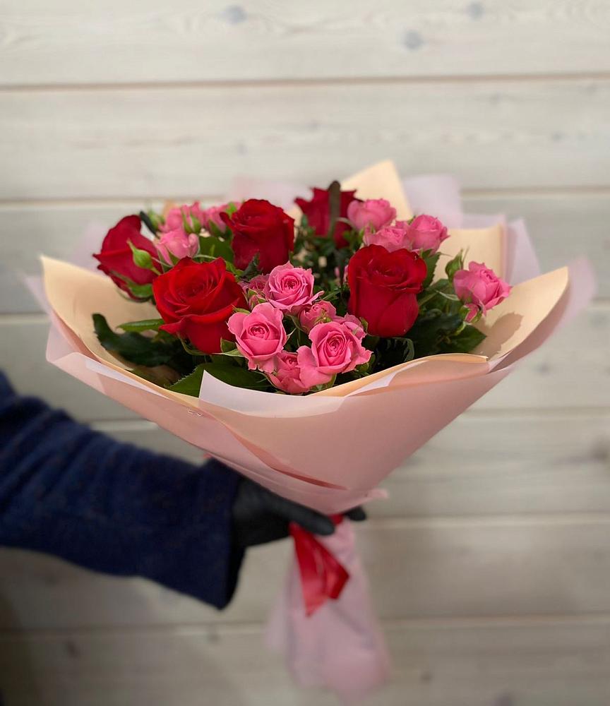 Букет цветов из: Розы в Ефимовский