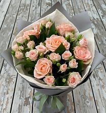 Букет цветов из:  Розы в Ефимовский