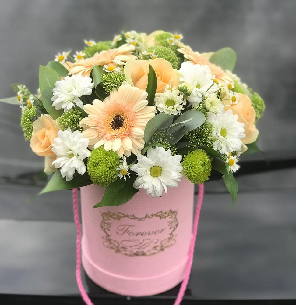 Цветочная композиция из Розы, Герберы и Хризантемы в шляпной коробке в Ефимовский