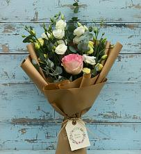 Букет цветов из:  Розы и Лизиантусы в Ефимовский